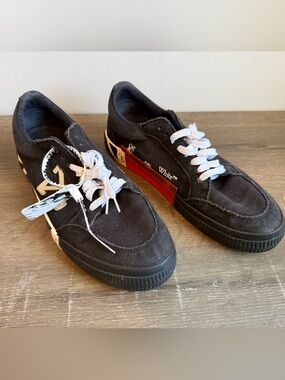 Off-White Black Canvas Low-Top Sneakers with White Laces and Red Accent